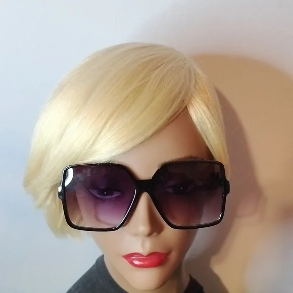 Womens Black Sunglasses - Picture 3 of 3